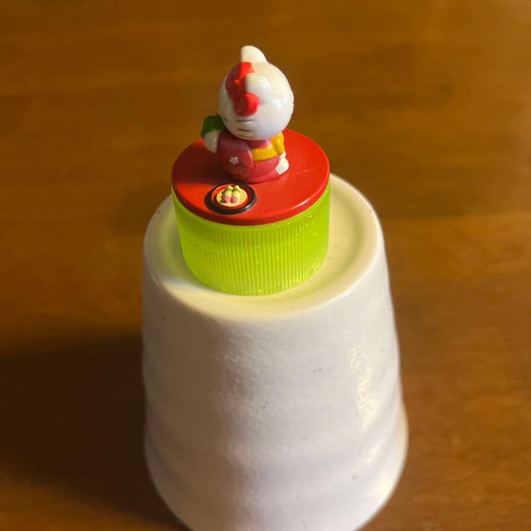 キティちゃん　ペットボトルキャップ