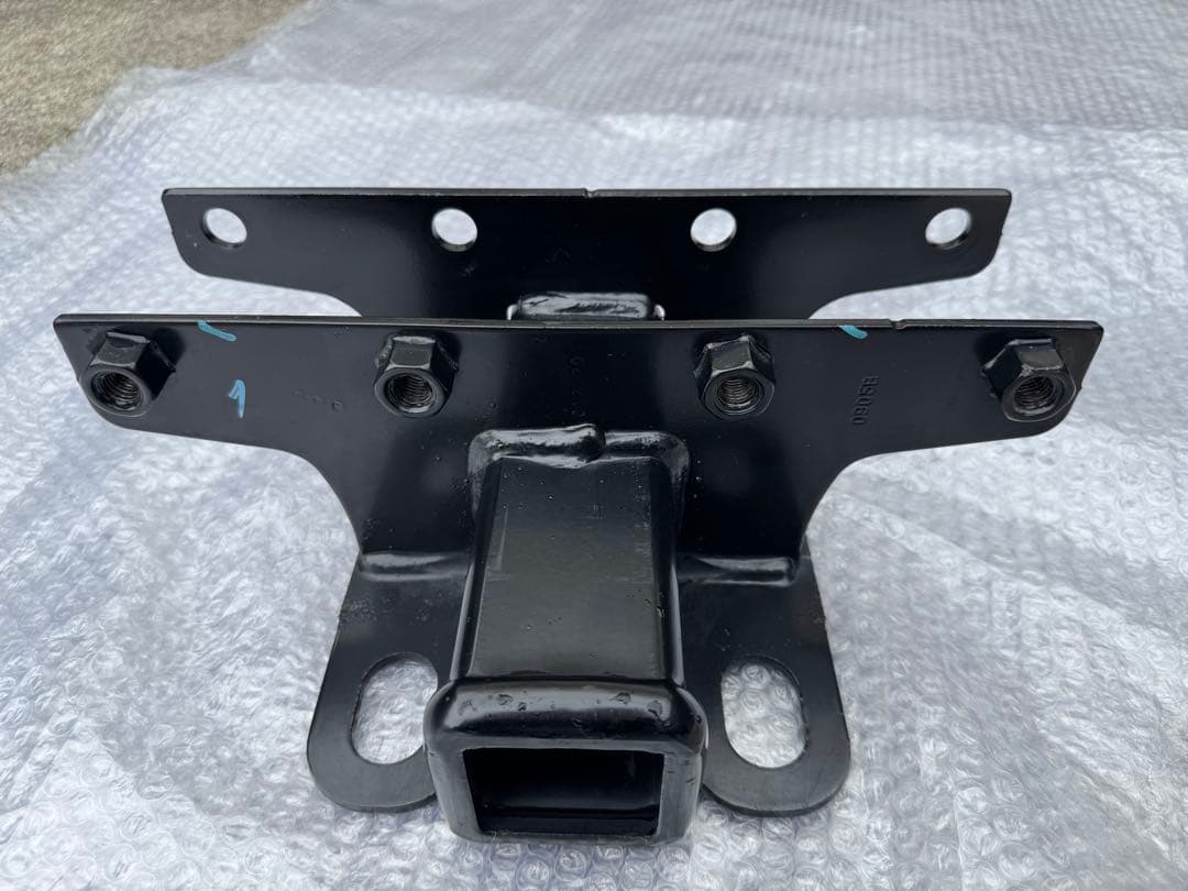 JL ラングラー　ヒッチメンバー