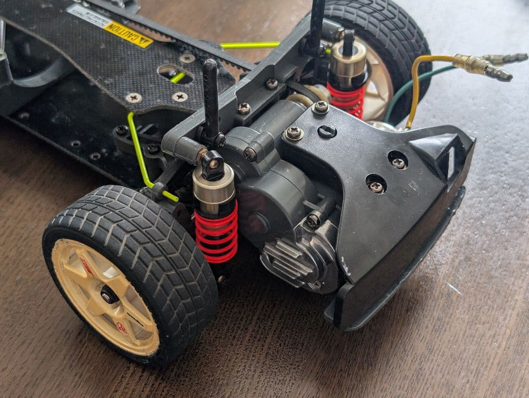 タミヤ　TA03F　シャーシ