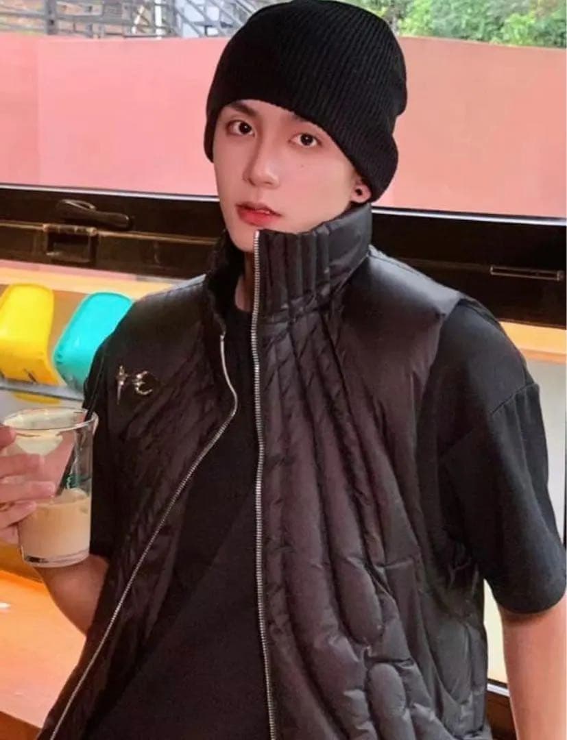 THUG CLUB サグクラブダウンベスト23AW Blackサイズ2即購入OK