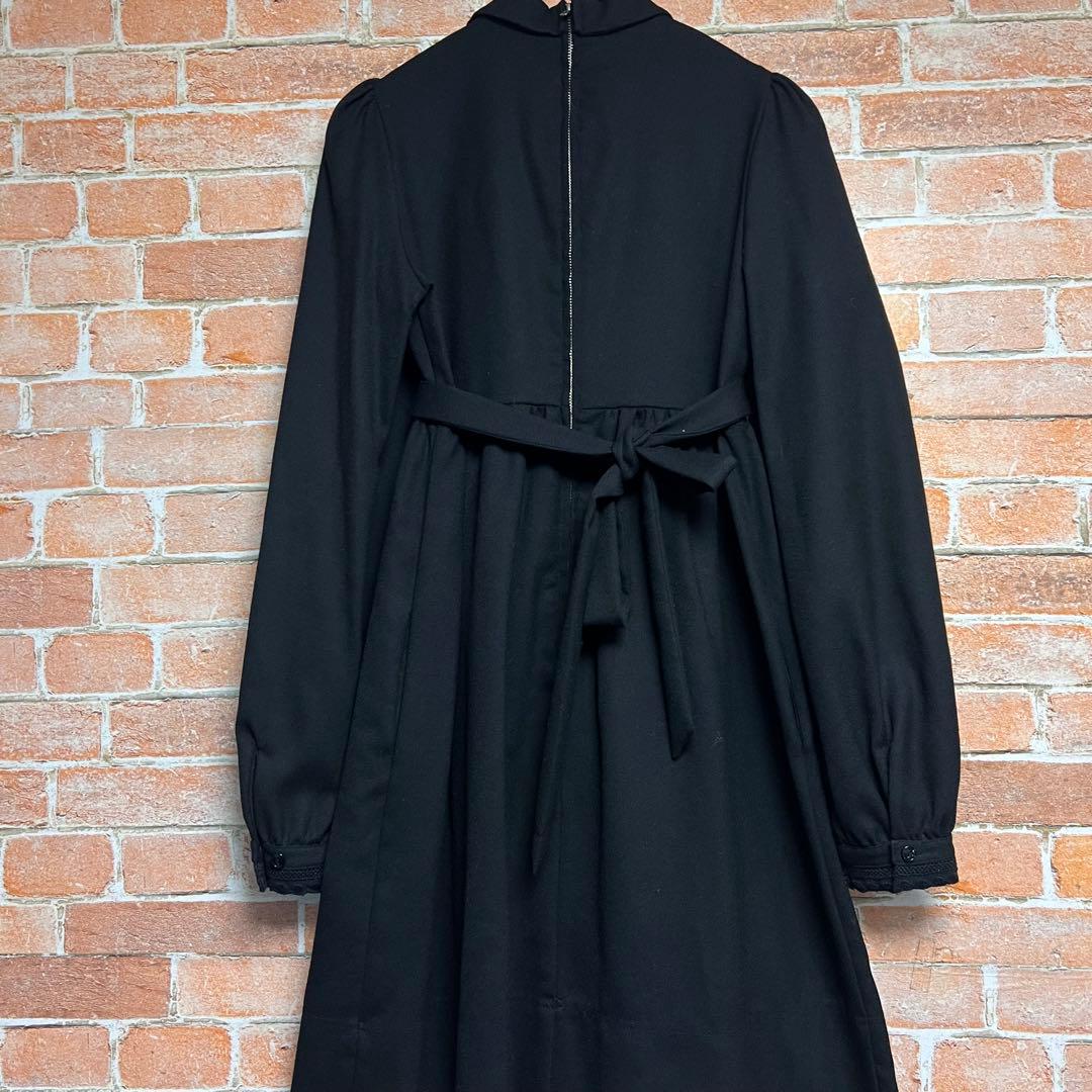 (極美品)シーバイクロエ　ピンタックワンピース　パフスリーブ　ベルト付き　丸襟