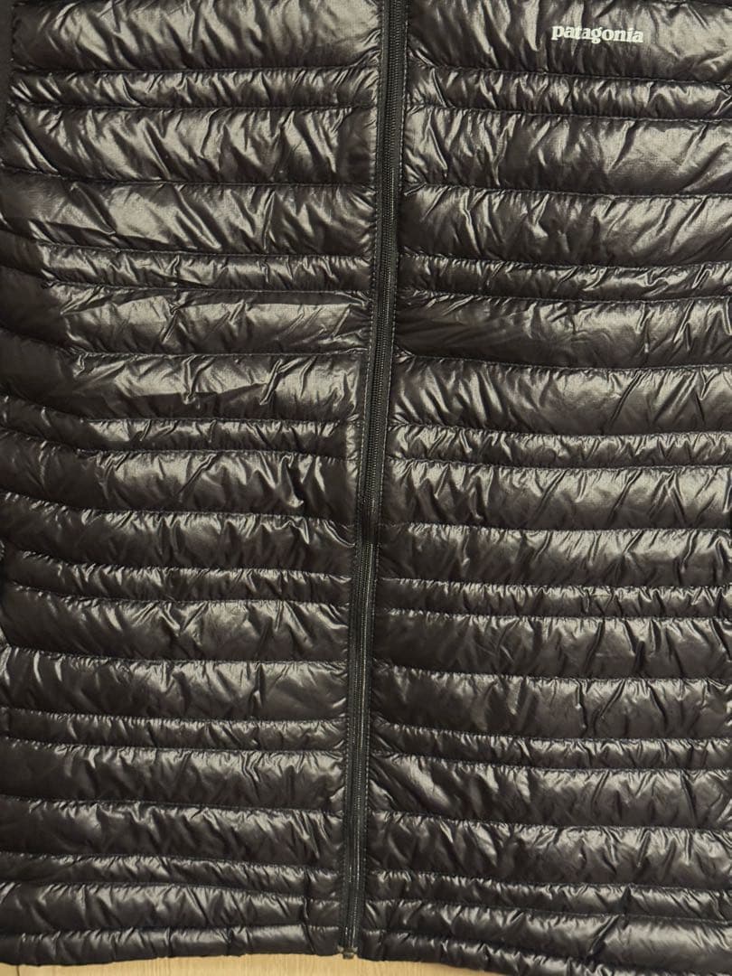 パタゴニア　ダウンベスト　アウトドア