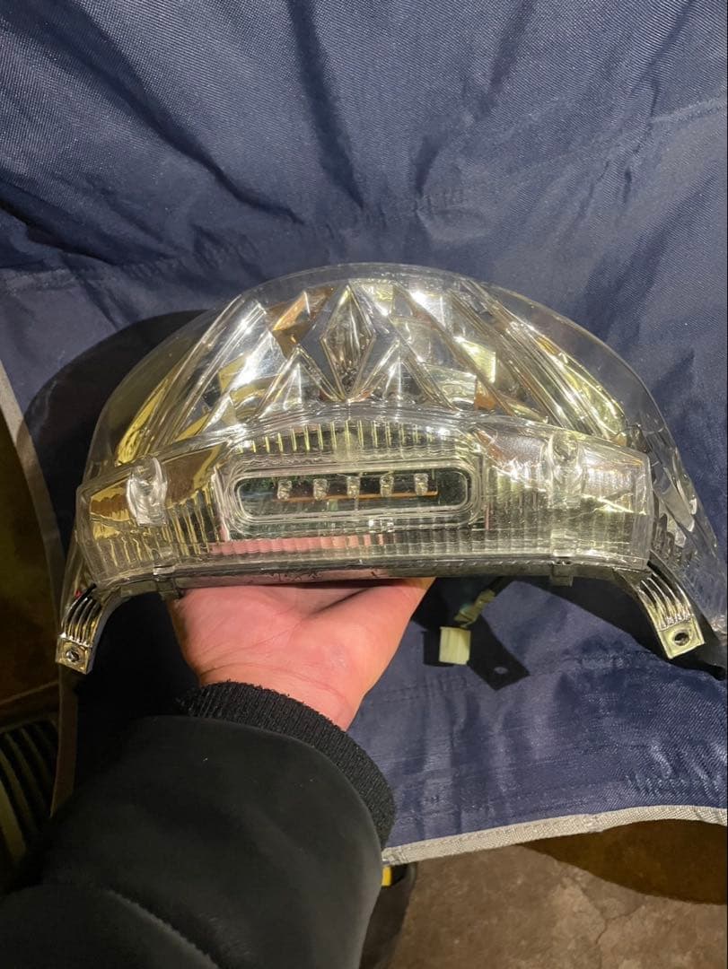 アドレスV125S/SS用のキタコ製LEDテールランプ