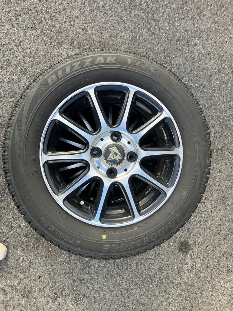 バリ溝　ブリヂストン VRX スタッドレスタイヤ　ホイール 14インチ