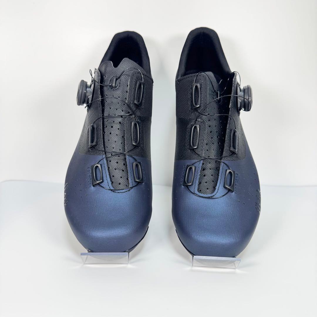 【未使用品】Fizik Tempo Overcurve R4