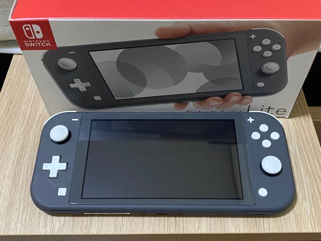 Nintendo Switch Lite グレー 本体 箱付き　裏面写真あり