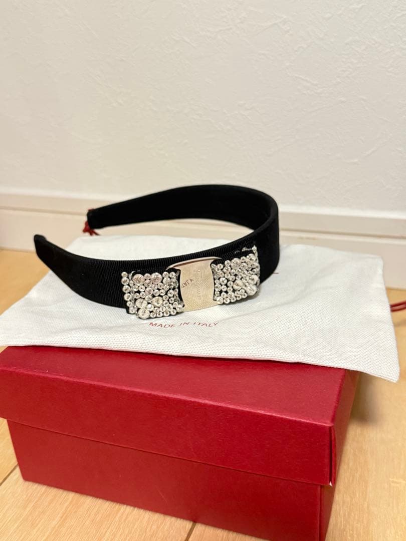 FERRAGAMO カチューシャ ブラック