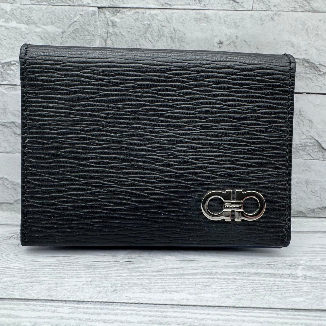 【現行モデル・未使用級】フェラガモ 名刺入れ ダブルガンチーニ レザー