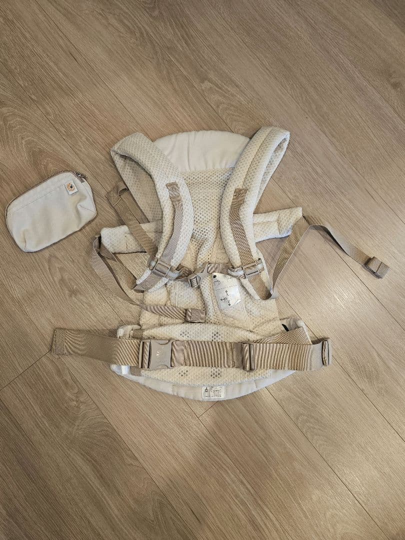 ergobaby_エルゴ_オムニブリーズ_ナチュラルベージュ