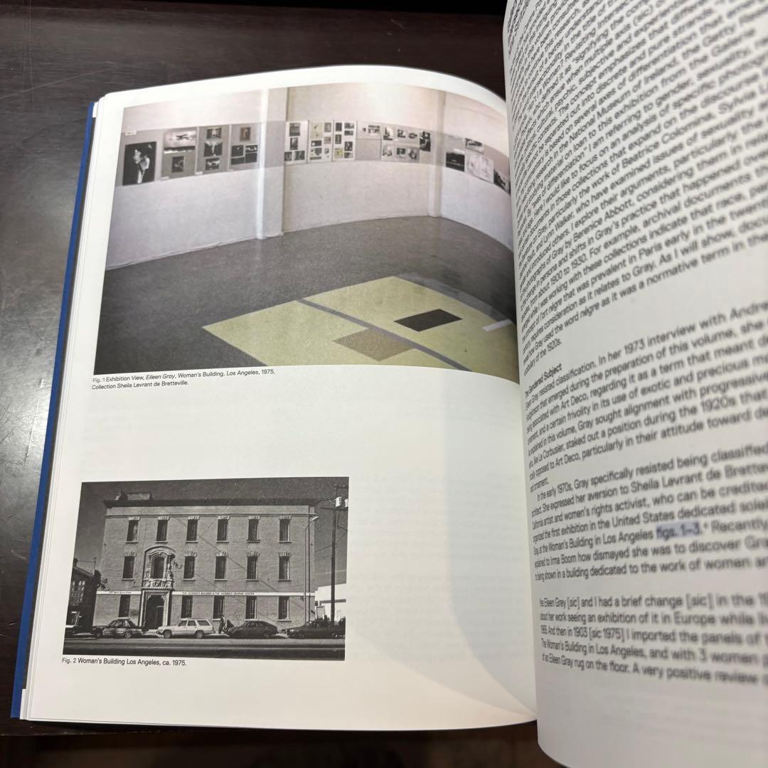 希少本　EILEEN GRAY