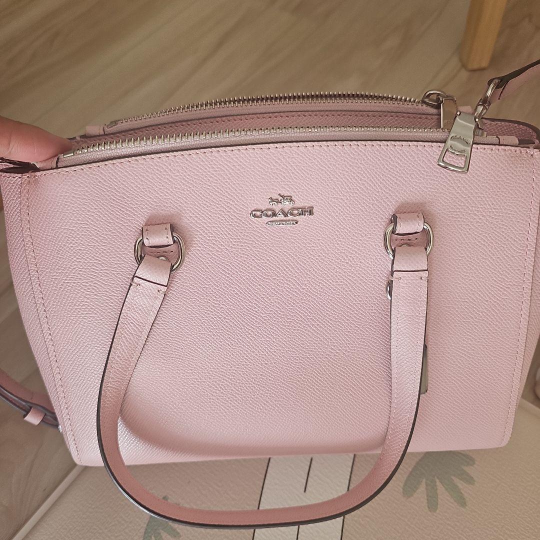 COACH 花柄長財布 クリーム色 レディースバッグ