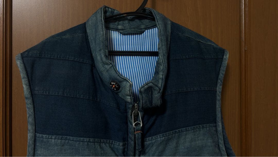 45R umie908 インディゴ染ダウンベスト デニムストライプ