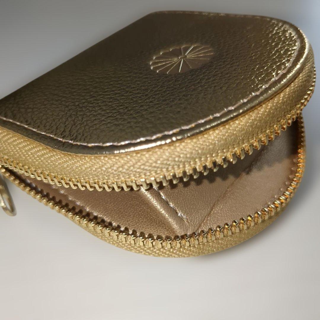 皇居財布ケース小銭入れ　金ゴールド　新品未使用　箱付き