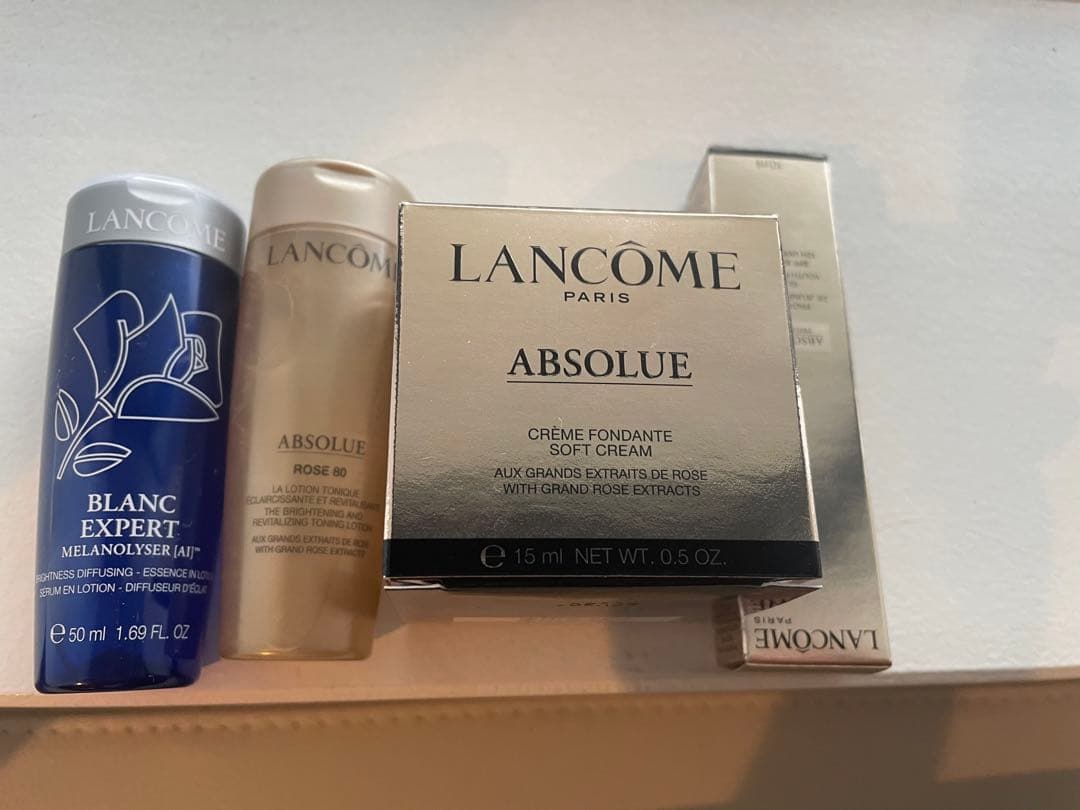 ランコムアプソリュ　ソフトクリーム化粧水　乳液セット+ 美白化粧水　合計4点