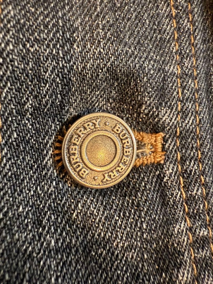 BURBERRY ブラックデニムジャケット
