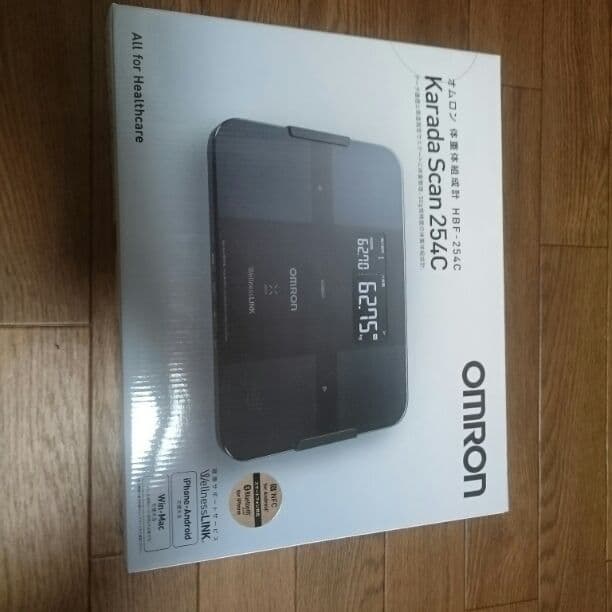 OMRON 体重体組成計
