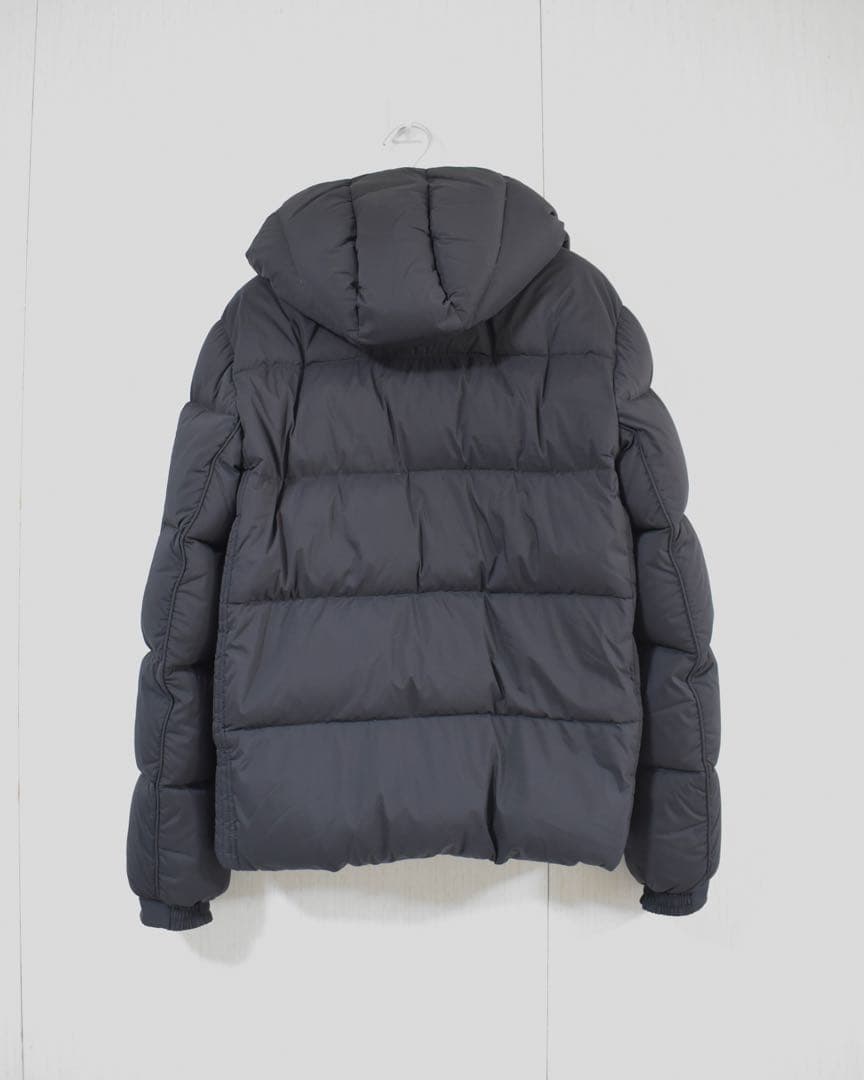 【美品】タトラスダウンジャケット ブラックL