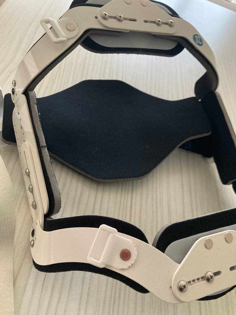 オーダーメイド　硬性コルセット調整可能 腰痛ベルト ホワイト ブラック