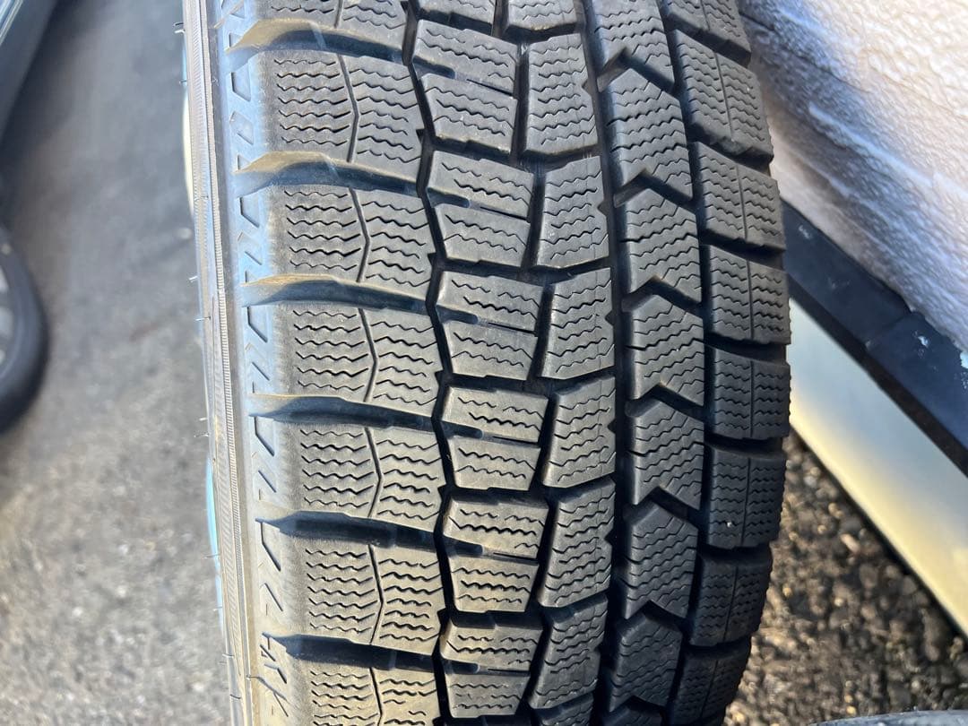 16インチ　スタッドレスタイヤ ホイール4本セット PCD114.3 5穴