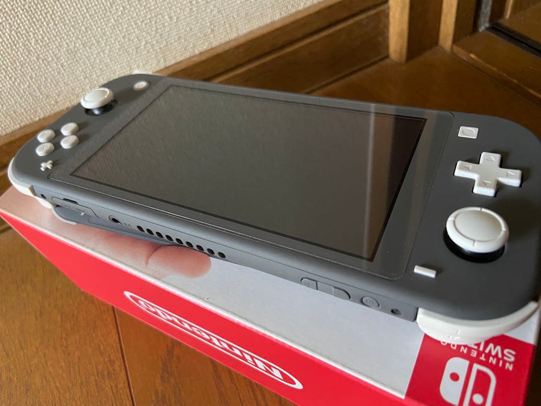 美品　Nintendo Switch Lite グレー　スイッチライト