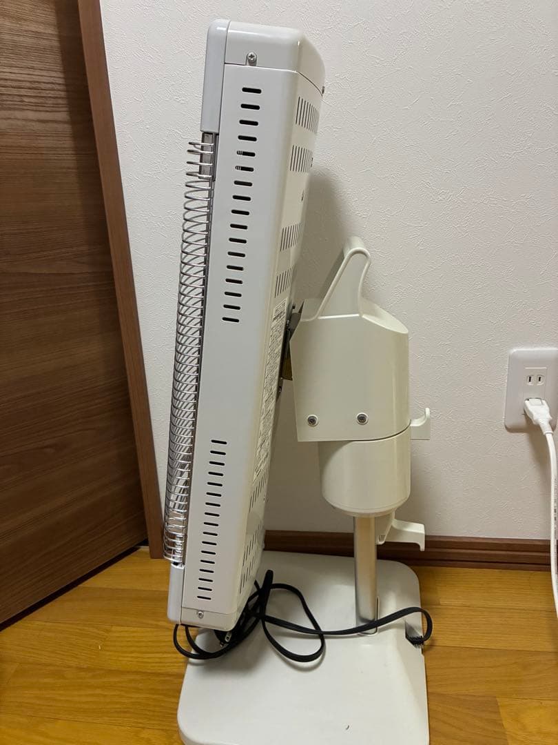 【2019年製】◎CORONA◎コアヒート◎遠赤外線ストーブ◎電気ヒーター
