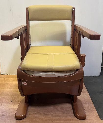 J【中古品】安寿 家具調トイレセレクトR　はねあげ　標準便座　介護用品