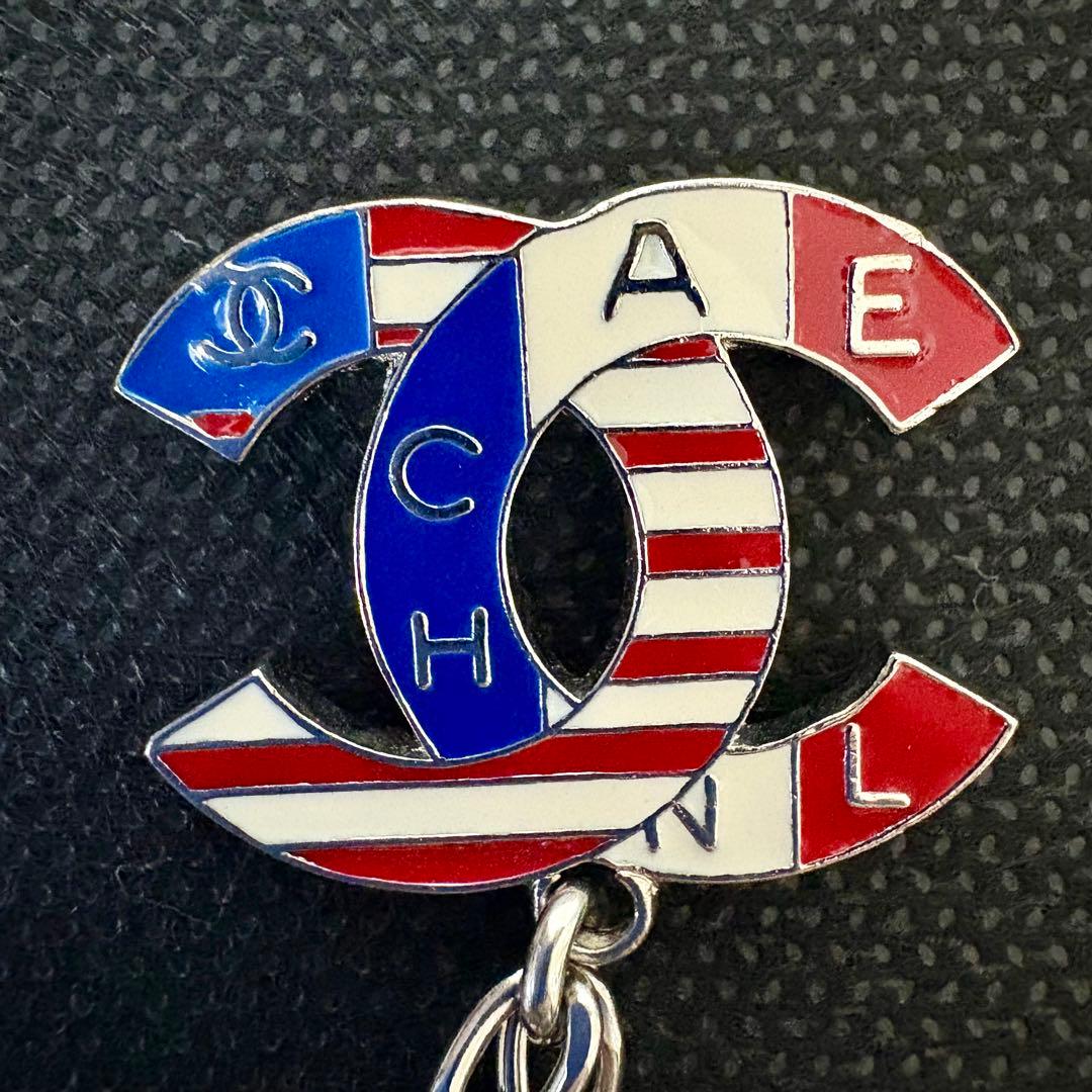 シャネル　CHANEL　ブローチ　ココマーク　国旗柄　ハート