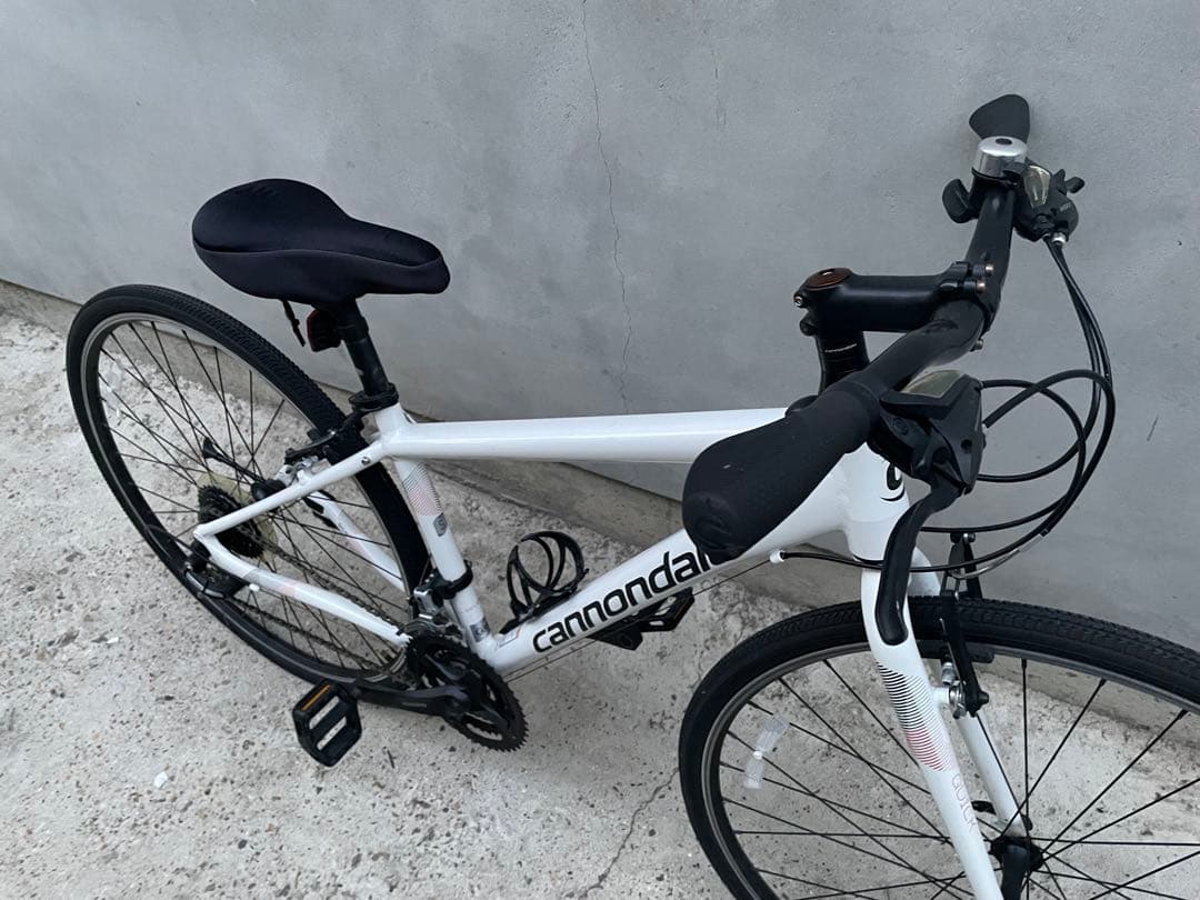 近隣配達可能　割と綺麗　キャノンデール　クイック　Sサイズ　白