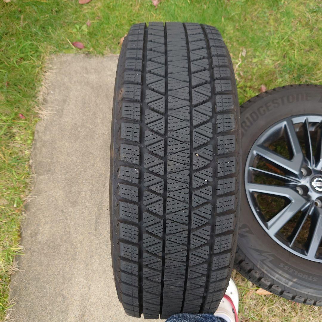 ブリヂストン 17インチスタッドレス タイヤ・ホイールセット
