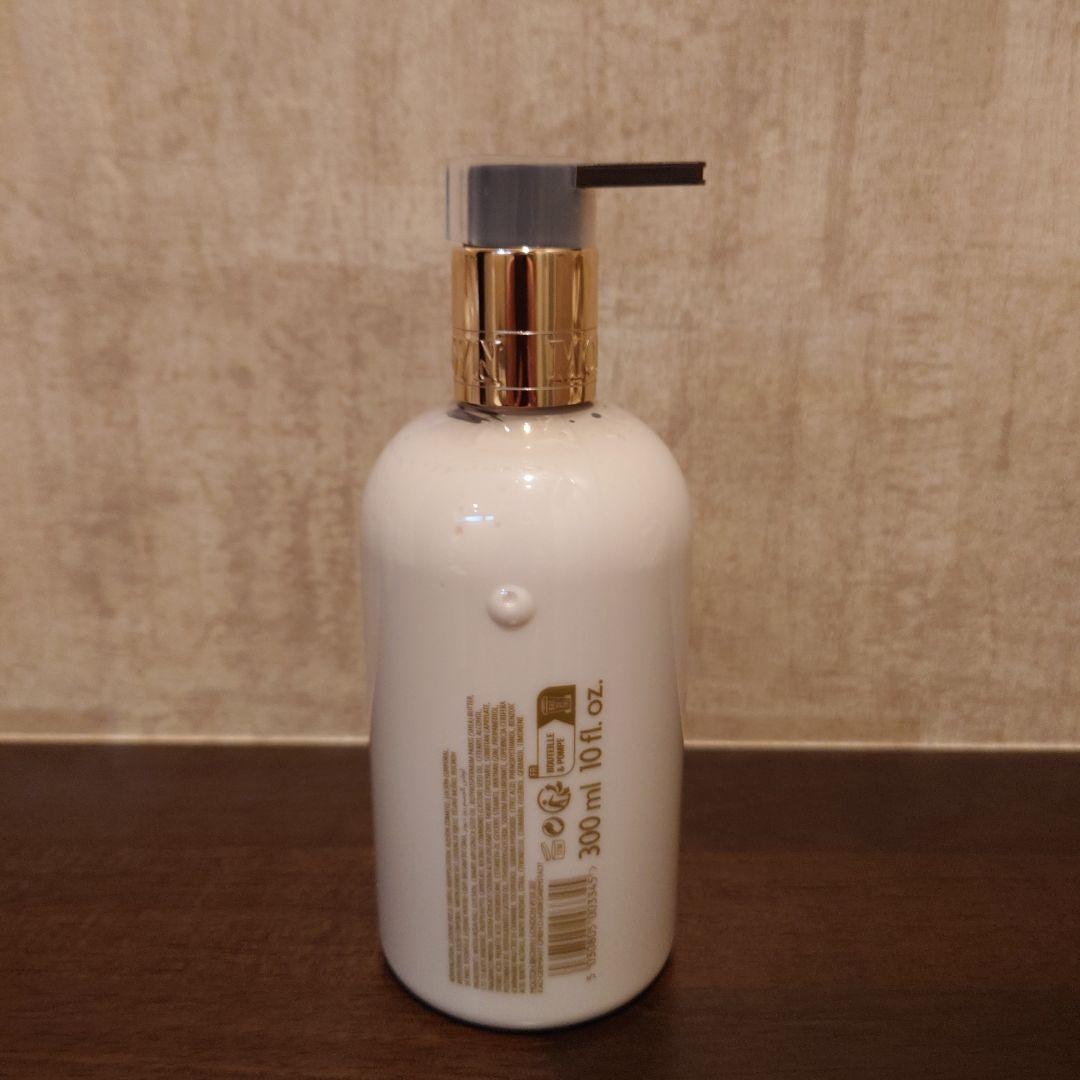MOLTON BROWN ローズデューン