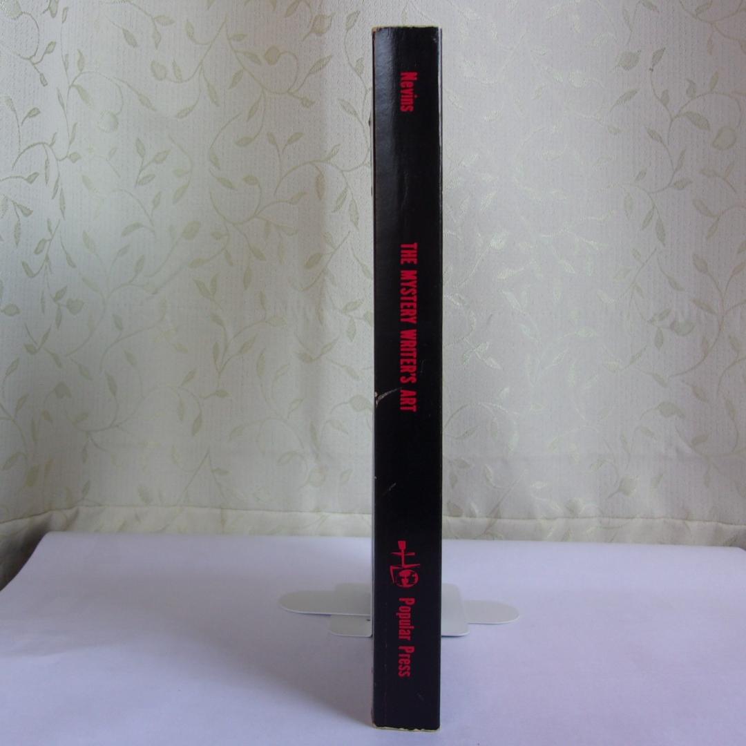 ミステリー評論・エッセイの傑作アンソロジー（洋書）