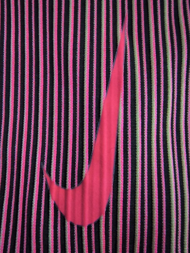 Nike エアロスイフト　ハーフタイツ　ピンク Mサイズ