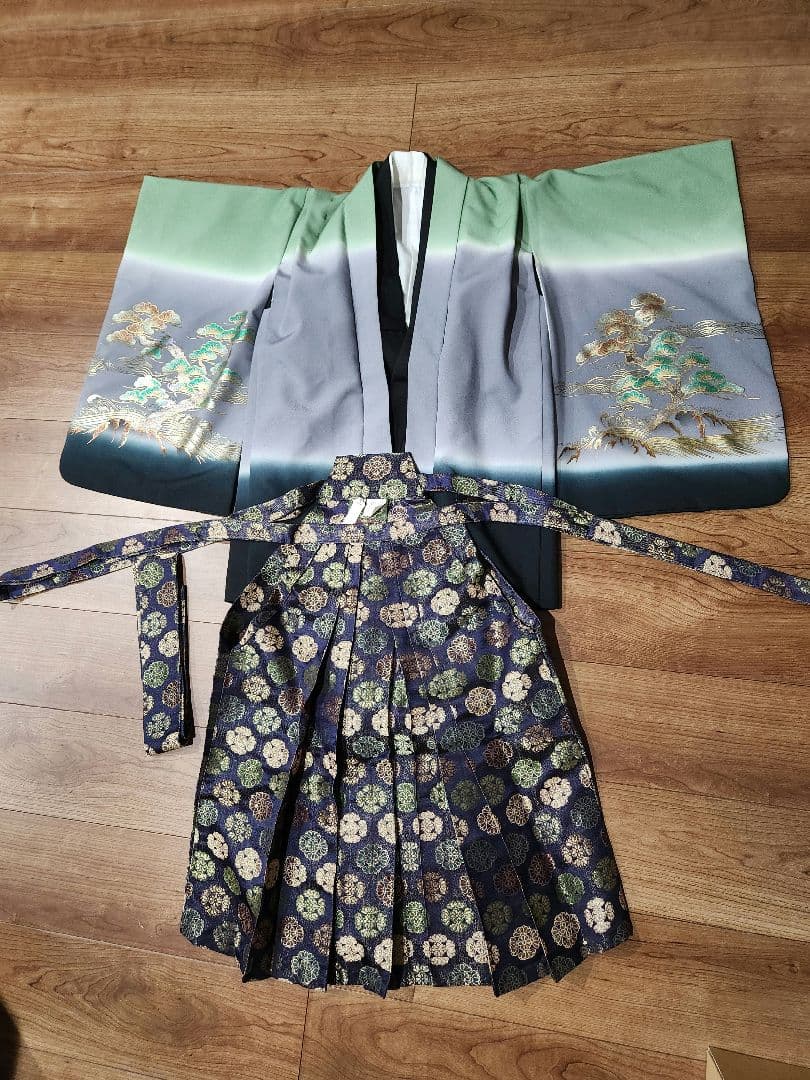 七五三　着物　袴　５歳 　男の子　フルセット　 美品　すぐ着れる