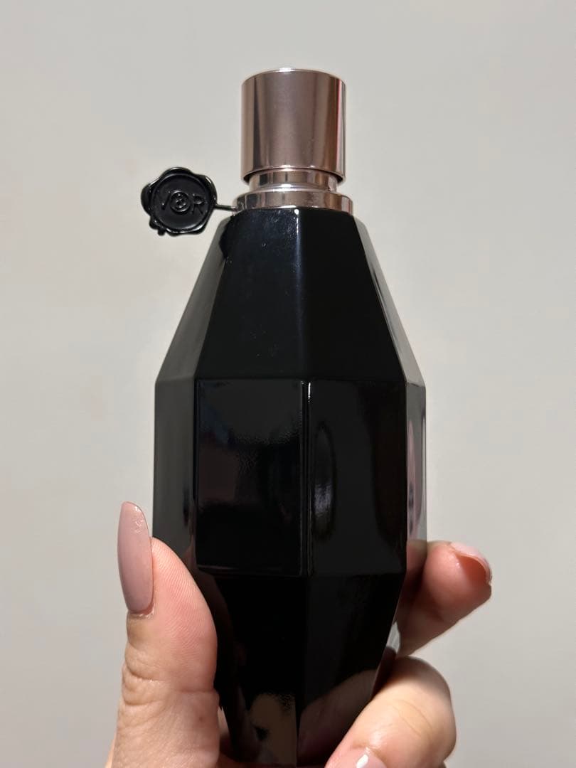 FLOWERBOMB MIDNIGHT VIKTOR&ROLF 香水 100ML