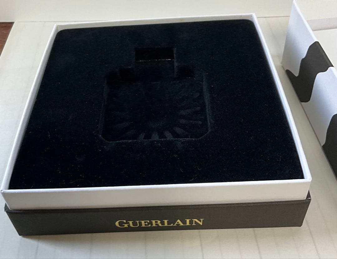 ゲラン　香水　夜間飛行　Vol de Nuit ボル　ド　ニュイ　30ml