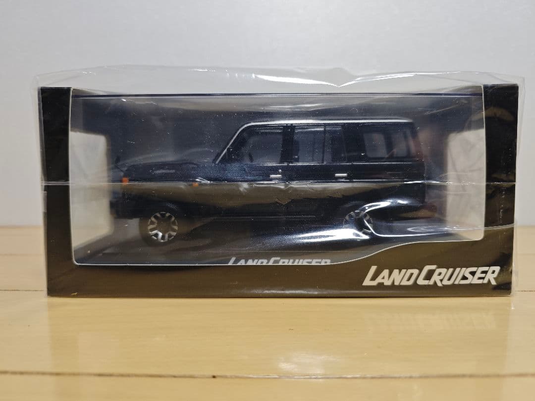 【値下】ランドクルーザー70 ミニカー非売品 カラーサンプル 218 ブラック