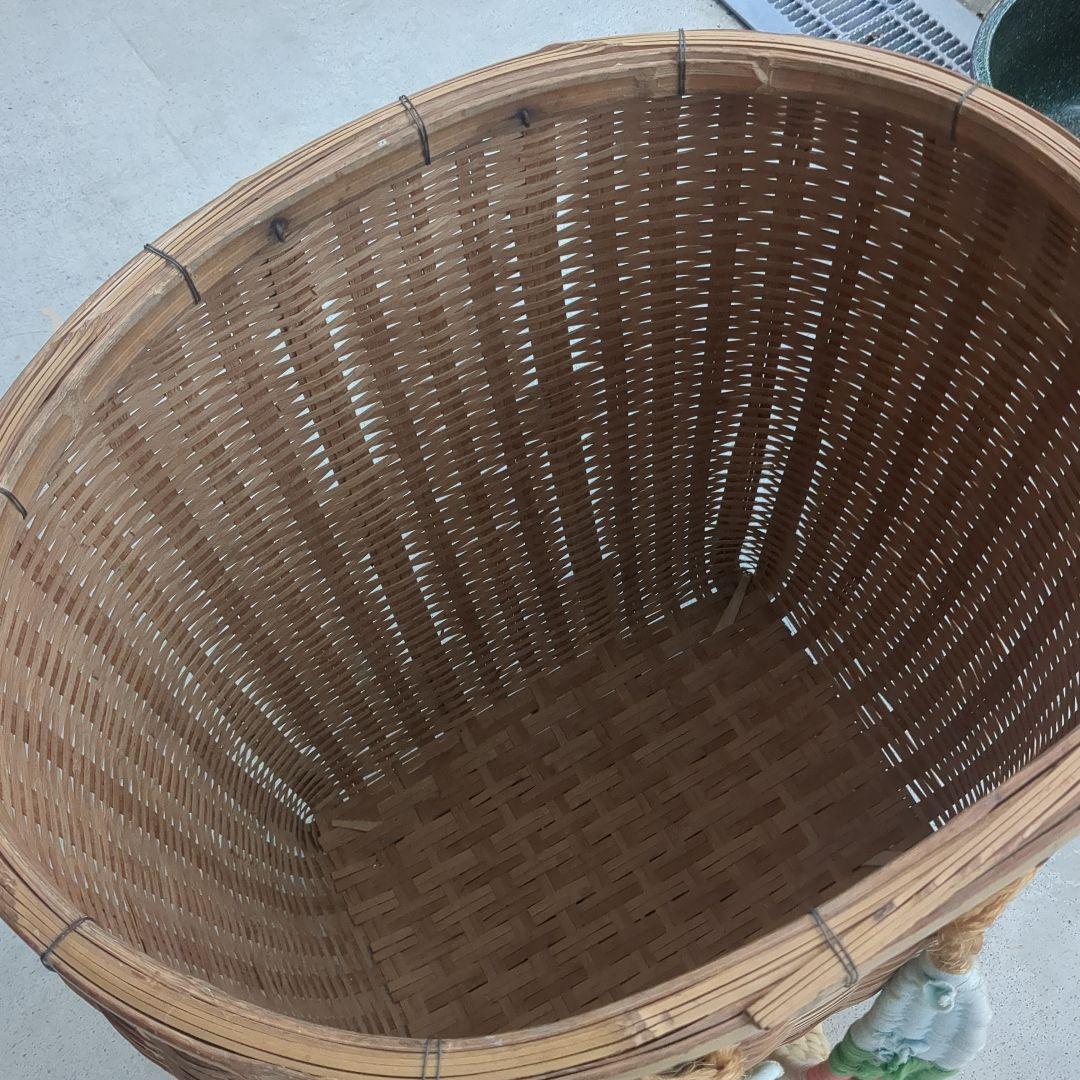 特大背負いカゴ(竹製)レトロ