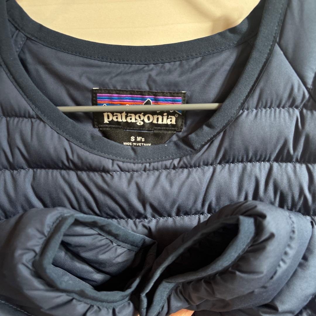 専用　patagonia ネイビー ダウンジャケット S サイレント　クルー