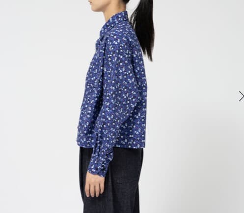 新品タグ付き ノースフェイスパープルレーベル フラワープリントクロップドシャツ