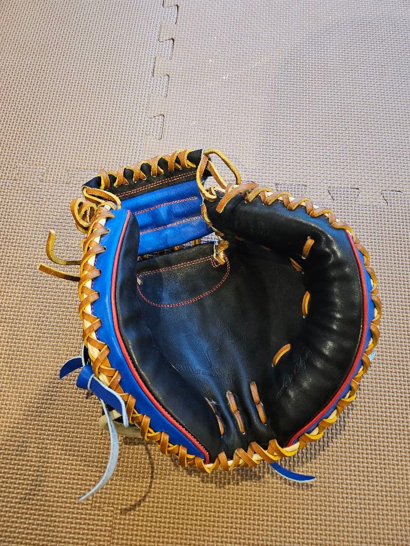 極美品　型付け済み　カナメミット　キャッチャーミット