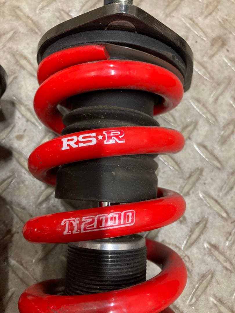 もふもふ18.20.21クラウン　車高調　RSR BLACK-i