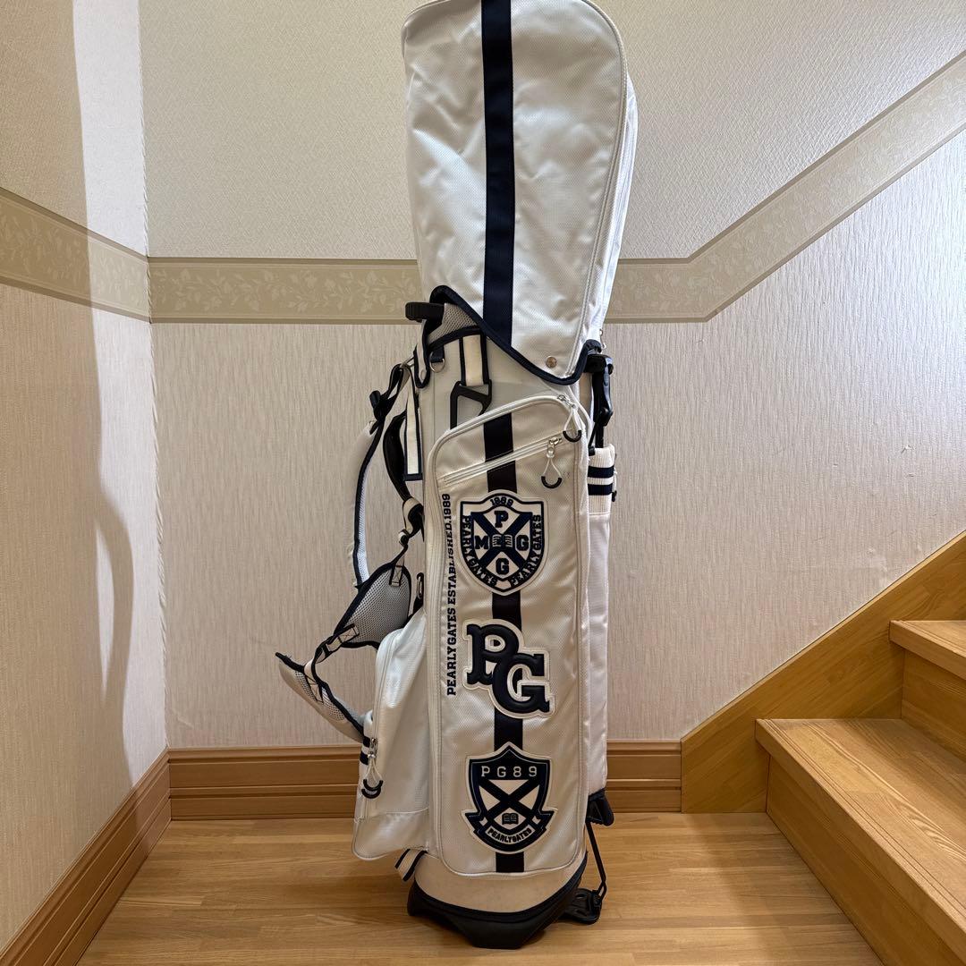 パーリーゲイツゴルフバッグ・キャディバッグ ホワイト　アイアンカバー付き
