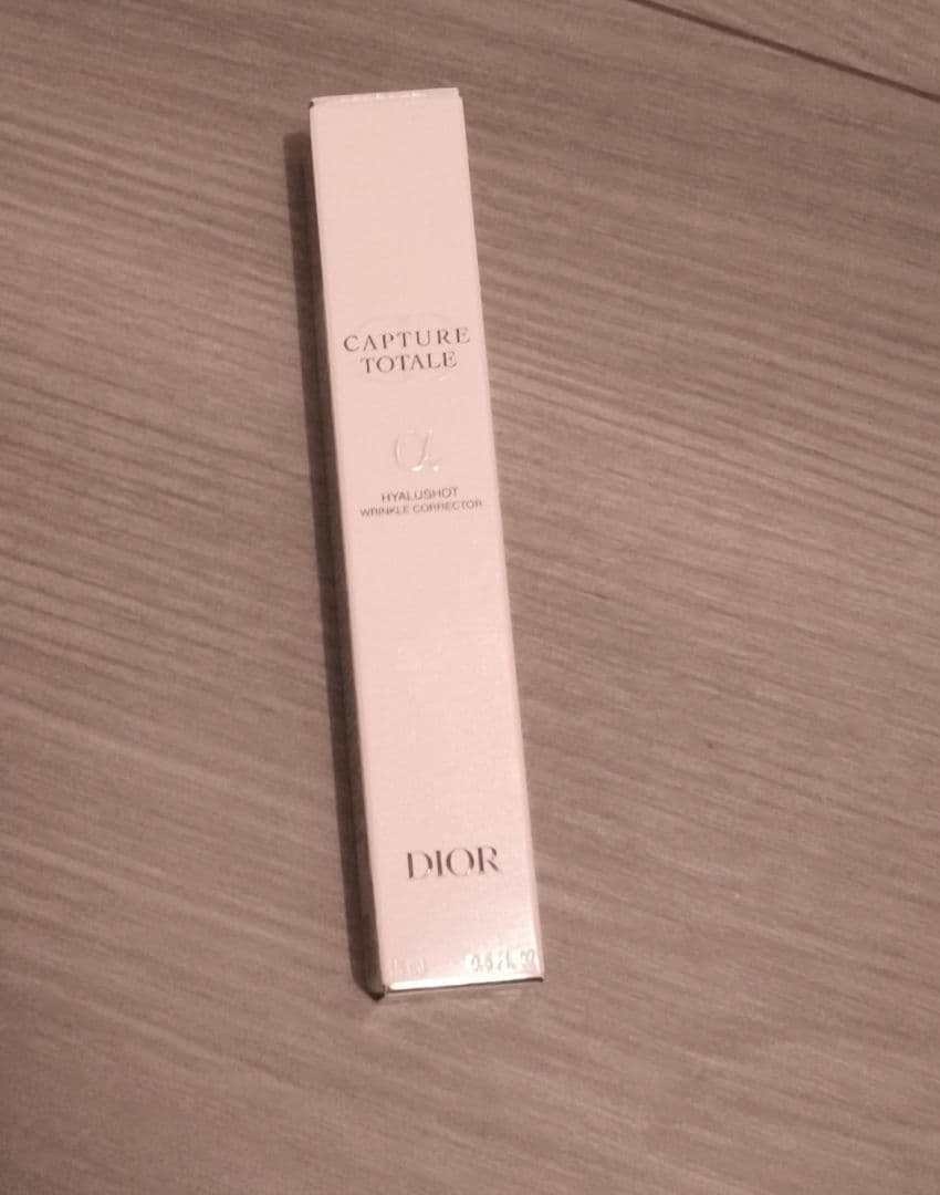 【新品・未開封】DIOR　カプチュールトータルヒアルショット　15ml