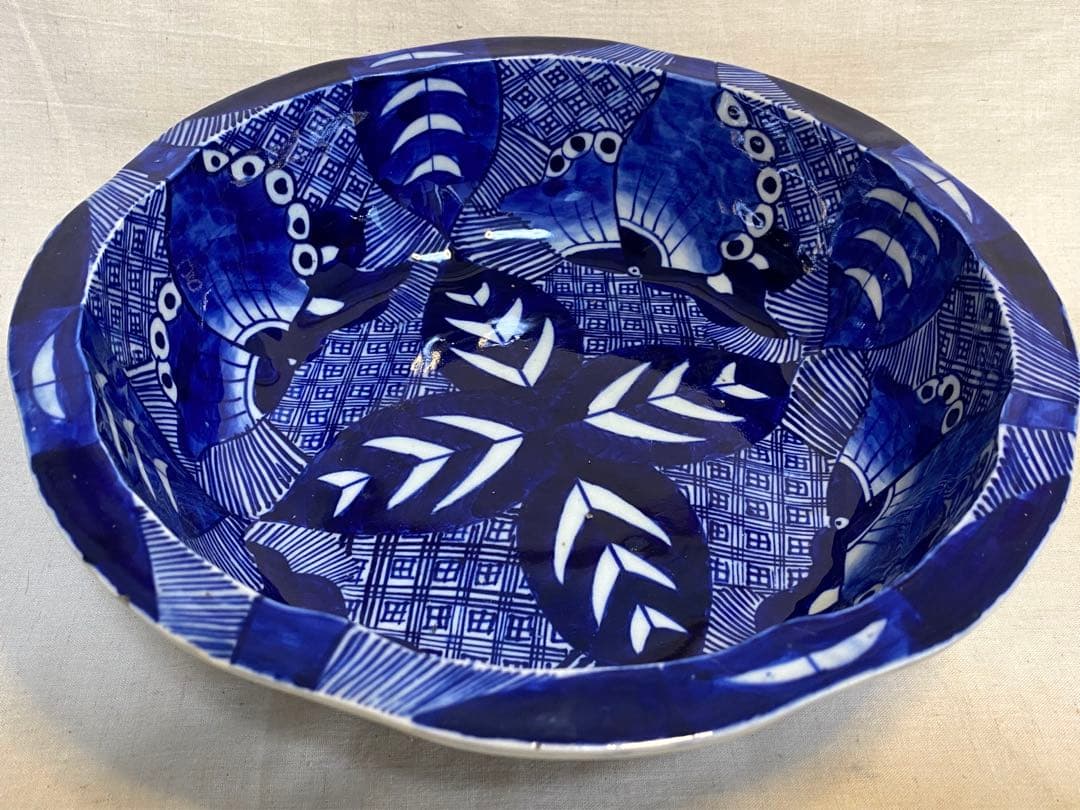 伊万里　古伊万里　染付　ベロ藍　花の図　蝶の図