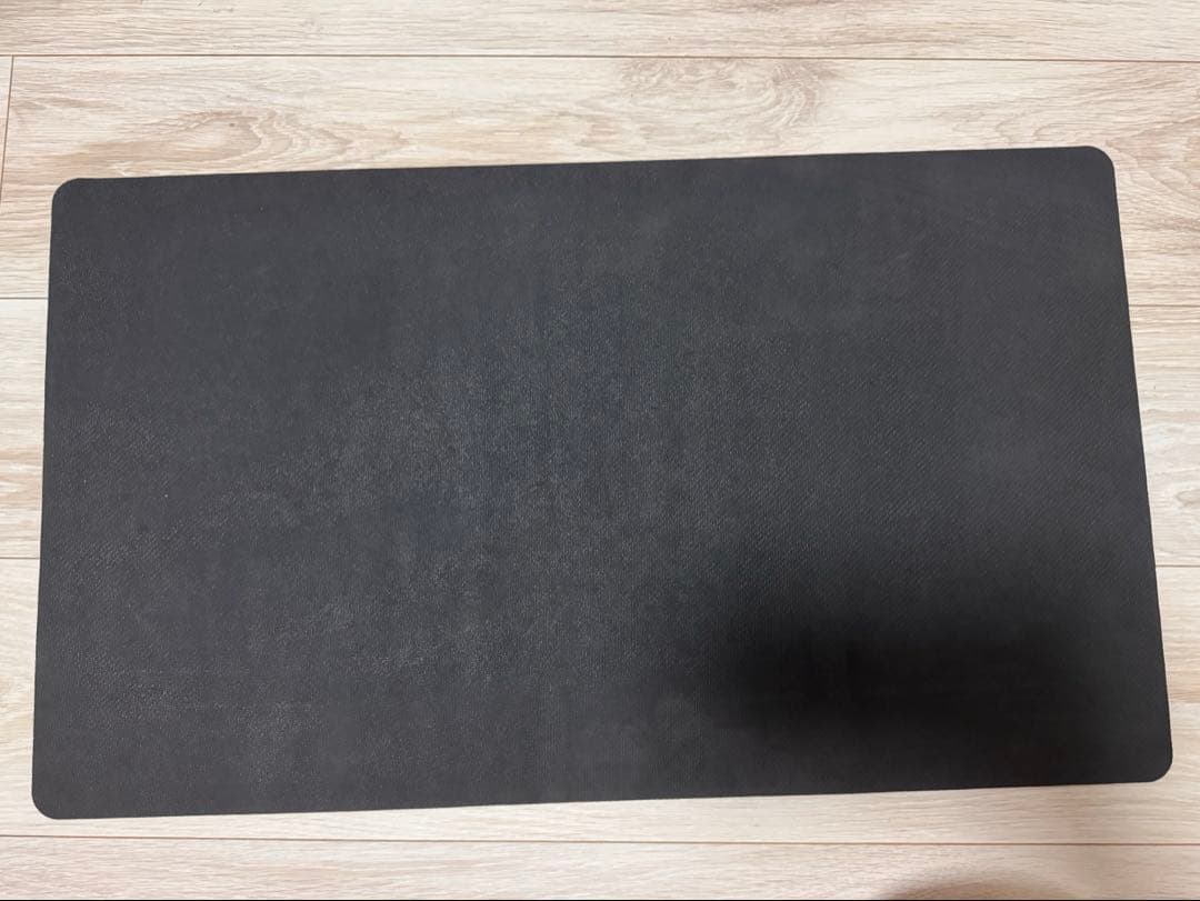 i*す様 遊戯王　白き森のルシア　公式　プレイマット　アジア　yot ベスト64