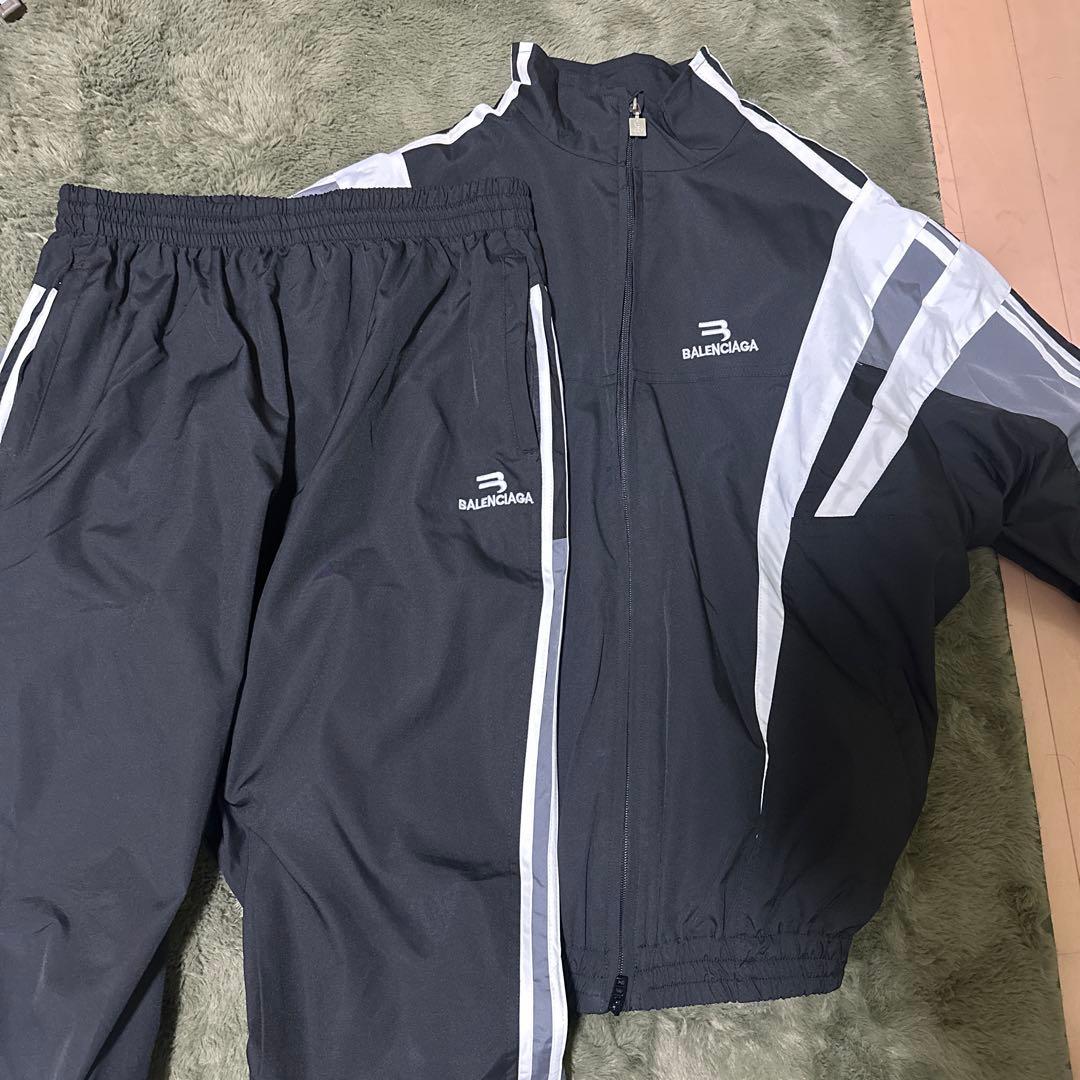 バレンシアガトラックスーツ 上下セットアップ