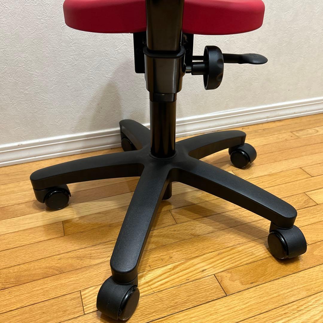 ayur-chair アユールチェア　オクトパス　キャスター　赤