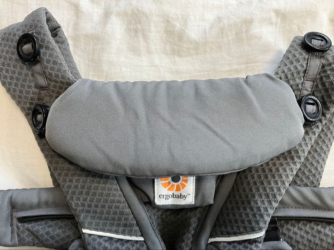 抱っこ紐　エルゴベビー　オムニブリーズ