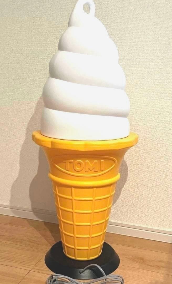 スジャータソフトクリーム看板 （TOMI ）昭和レトロ 業務用 ライト