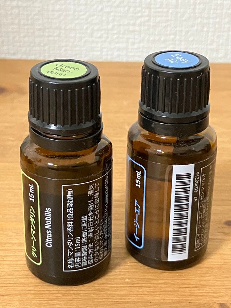 doTERRA エッセンシャルオイル11本＋ロールオン2本・木箱とハンドブック付